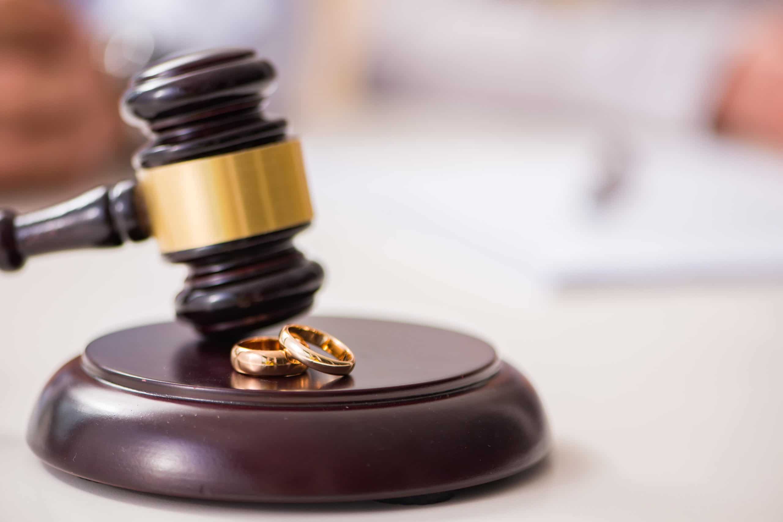 Need a divorce lawyer in Charleston, South Carolina? The Maron Law Group can help!